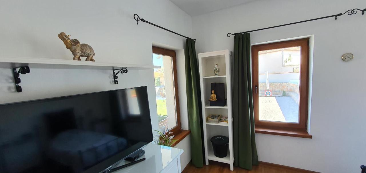 Guest House Eolea Biser Ngoại thất bức ảnh